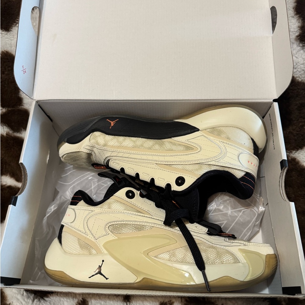 Jordan Luka 2’s Cream and Black Athletic Shoes